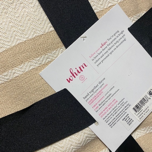 Whim by Martha Stewart Collection
Tassel Throw - Picture 4 of 5